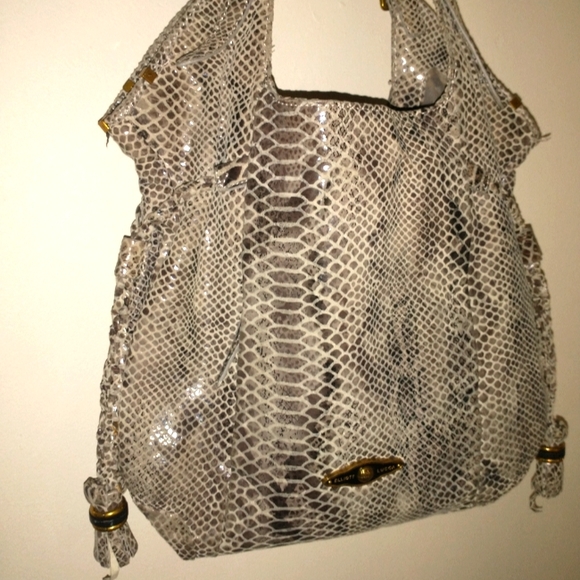 Gorgeous Elliot Lucca bag - Picture 3 of 8